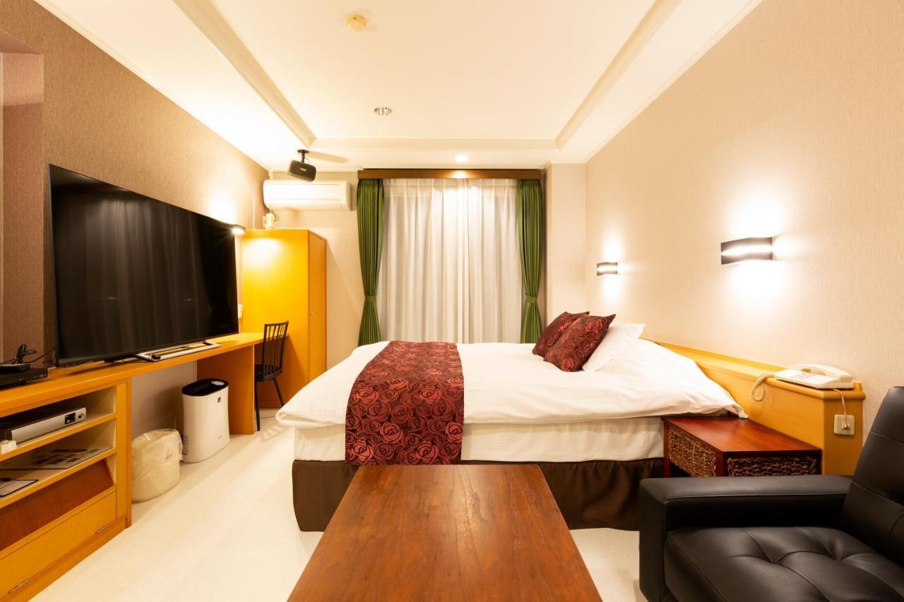 Hotel Liberty Matsuyama (Adults Only) מראה חיצוני תמונה